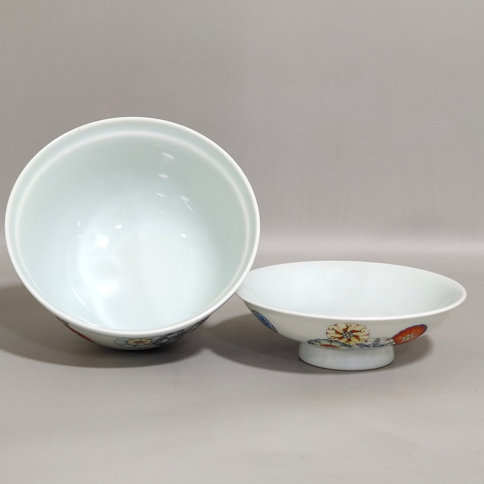 Qing Dynasty Yongzheng leather ball flower bowl