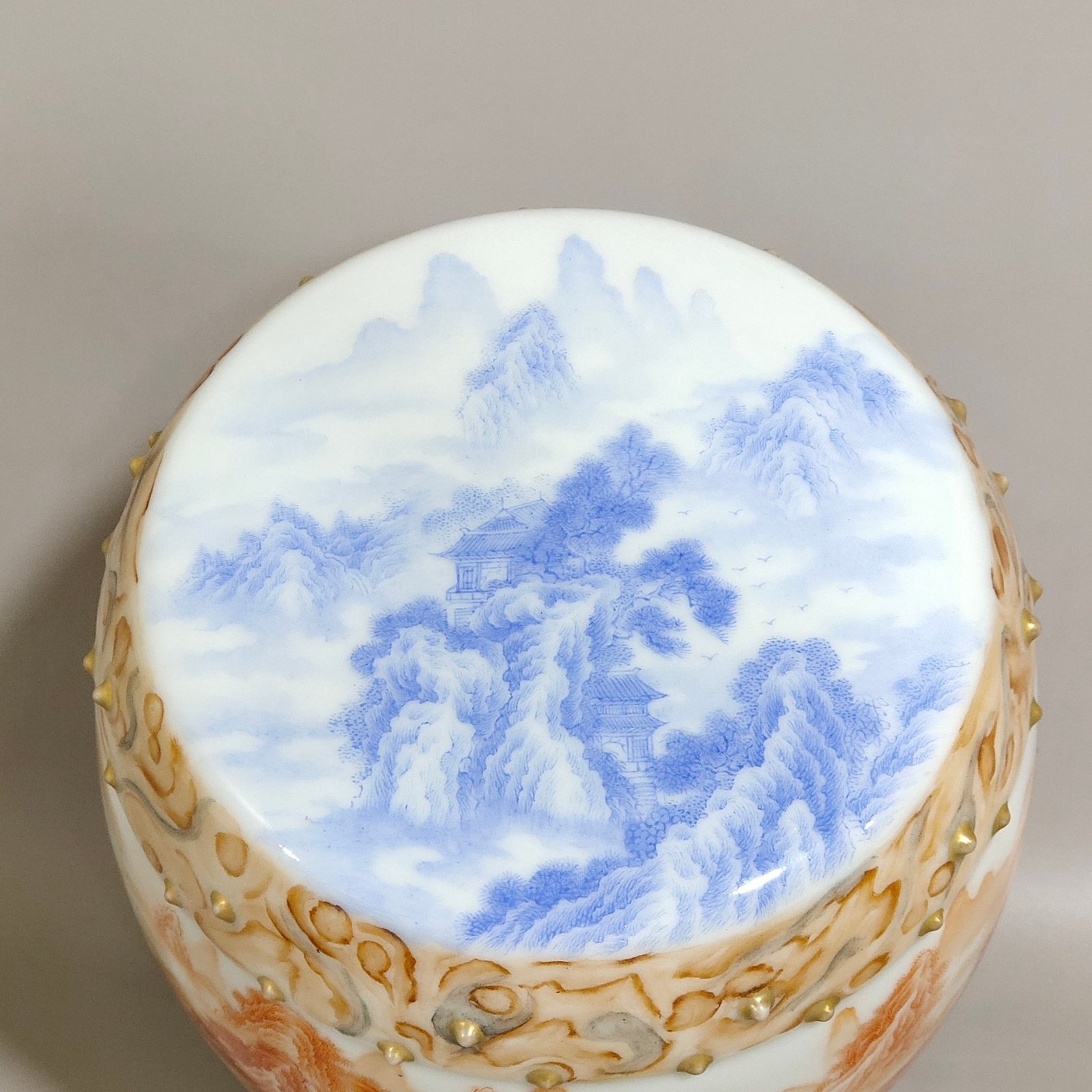 Qing Dynasty Yongzheng stone pattern glazed blue Gonghong landscape poem porcelain drum