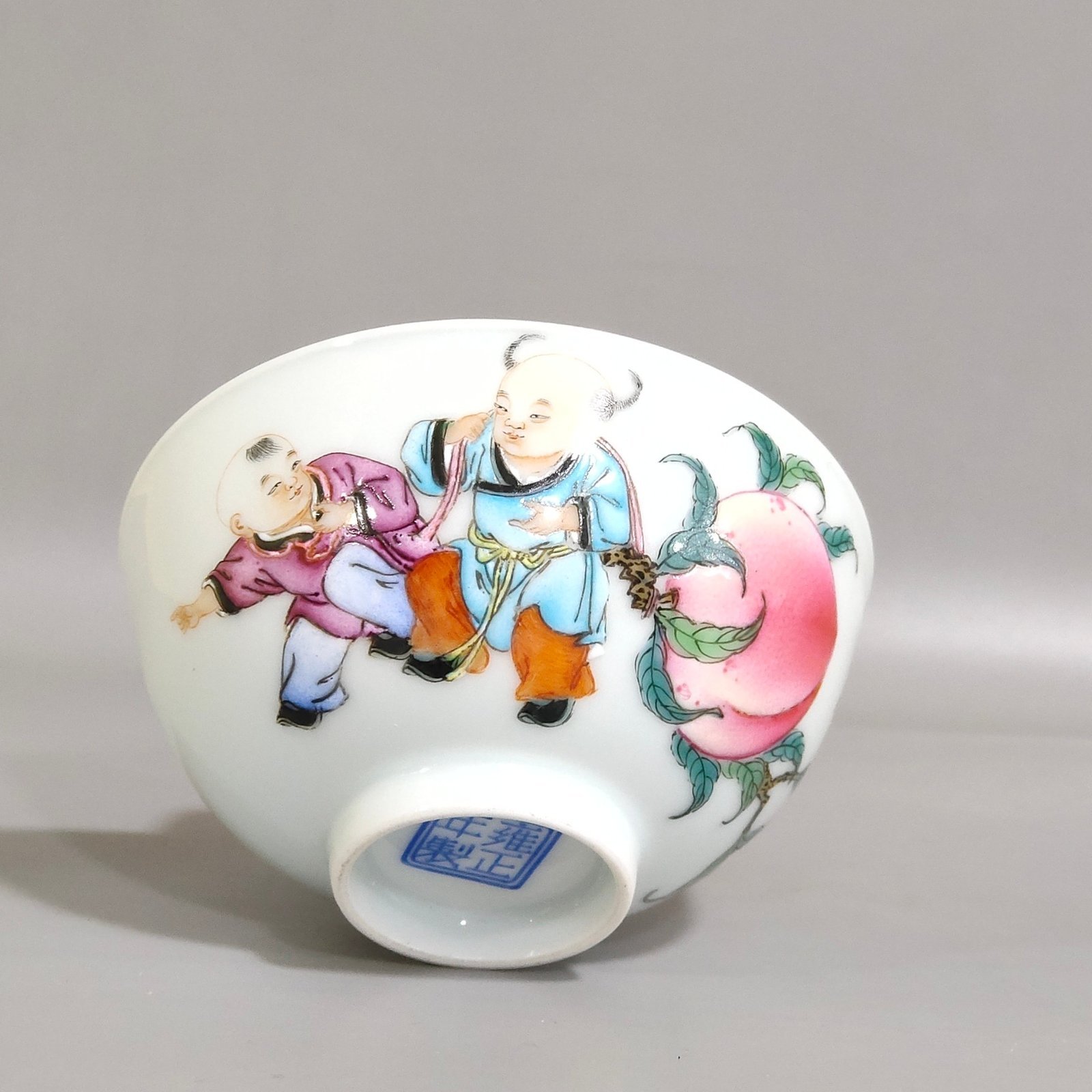 Qing Dynasty Yongzheng boy’s birthday cup