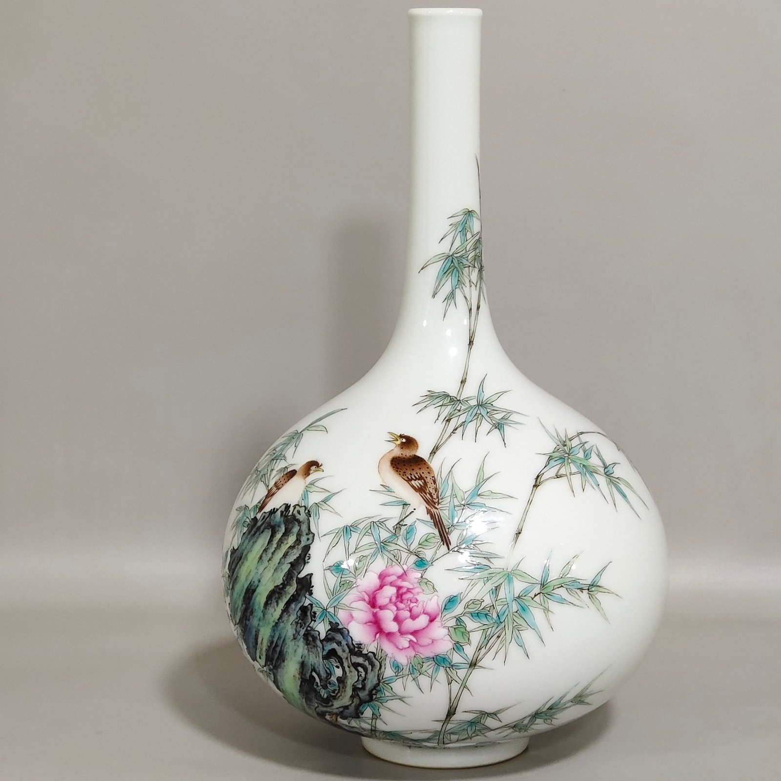 Qing Dynasty Yongzheng bamboo sparrow flask