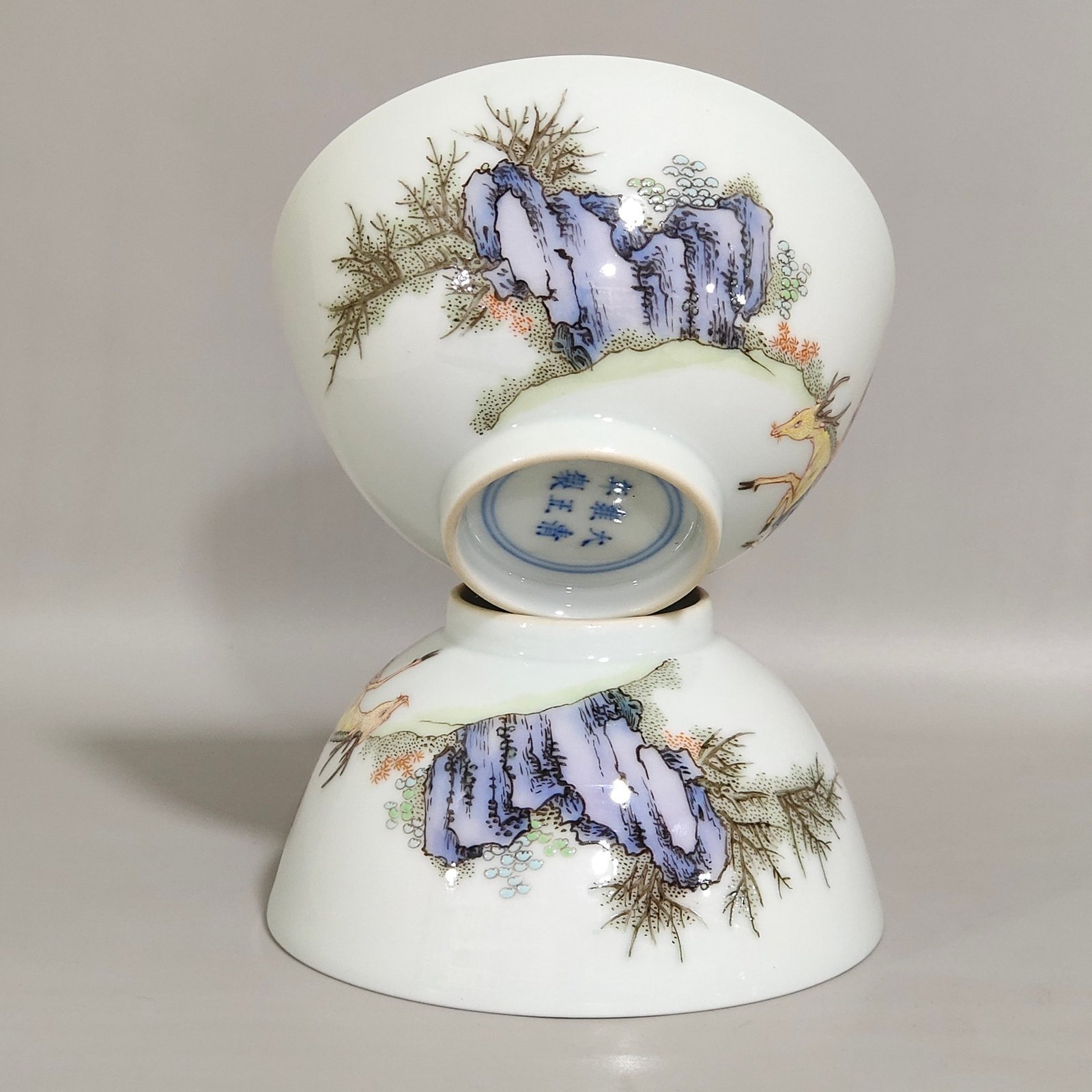 Qing Dynasty Yongzheng pastel imperial deer fairy bowl