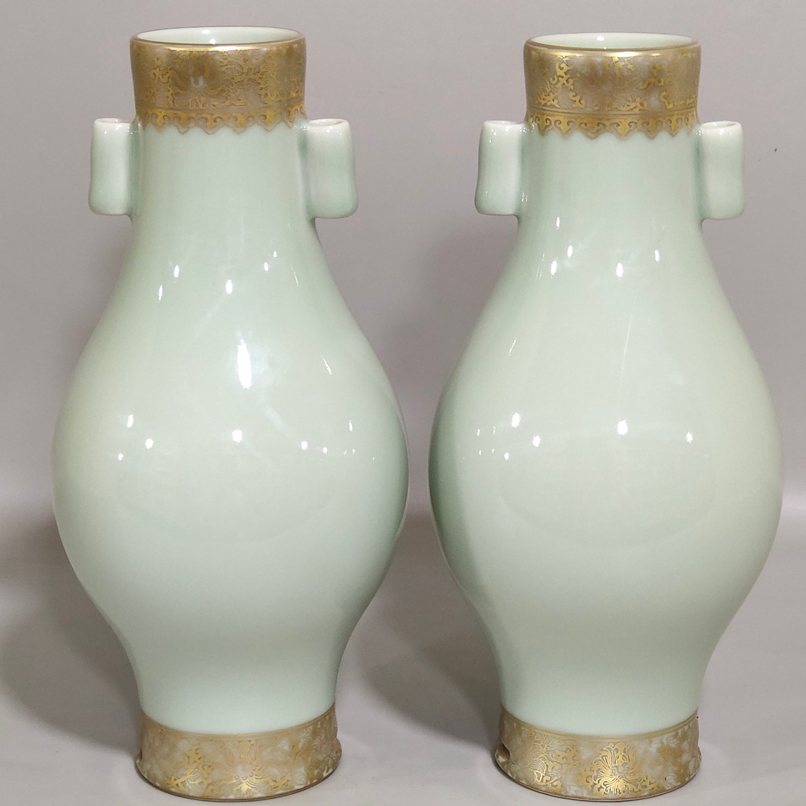 Qing Dynasty Yongzheng pink celadon glaze and gold amphorae