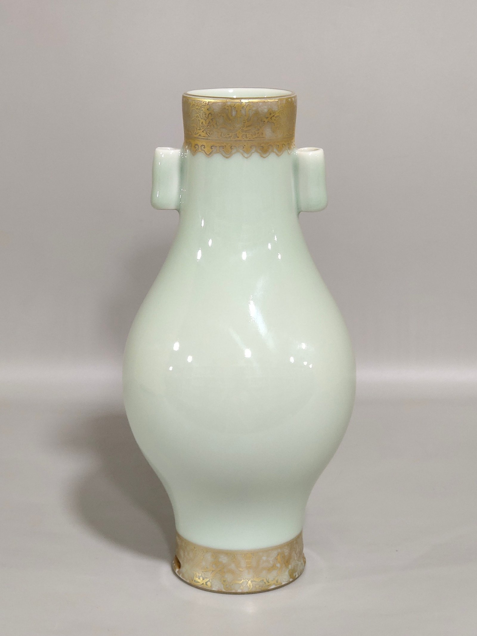 Qing Dynasty Yongzheng pink celadon glaze and gold amphorae