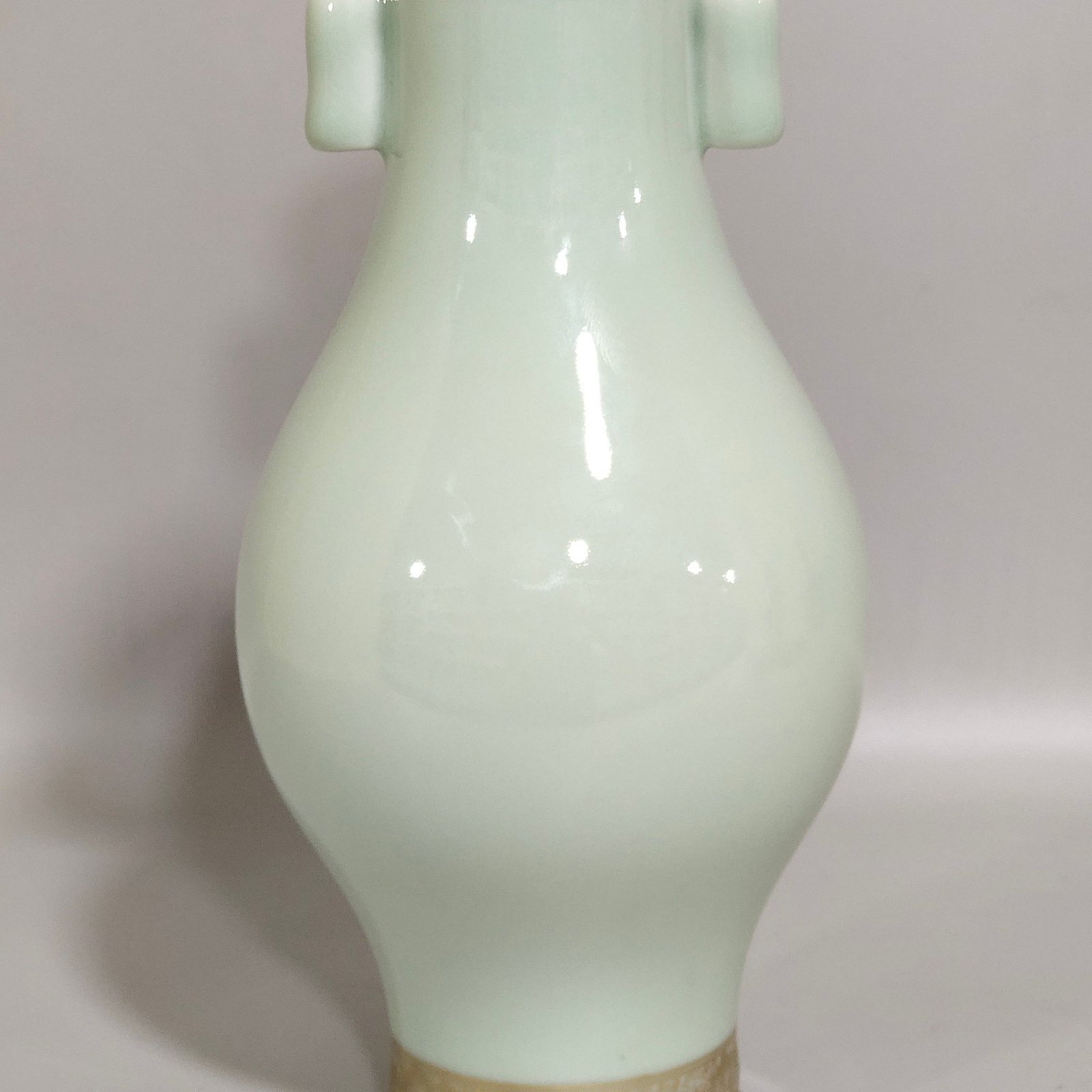 Qing Dynasty Yongzheng pink celadon glaze and gold amphorae