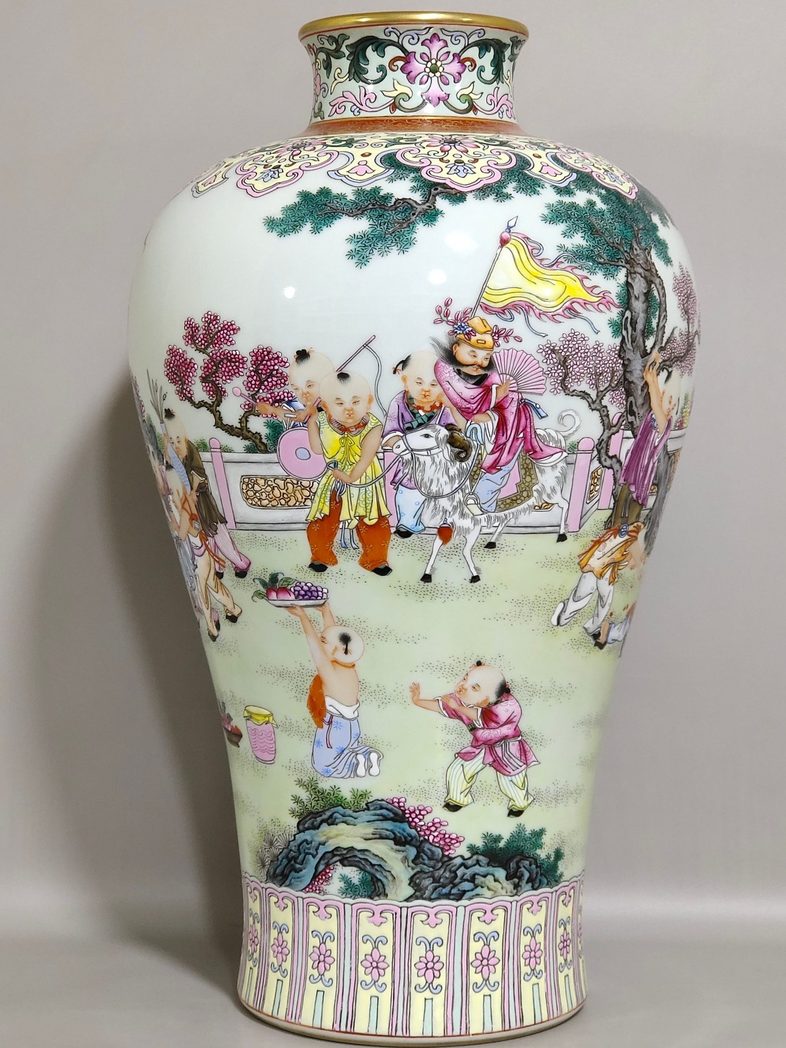 Qing Dynasty Yongzheng green space with pictures of children playing and poems plum vase