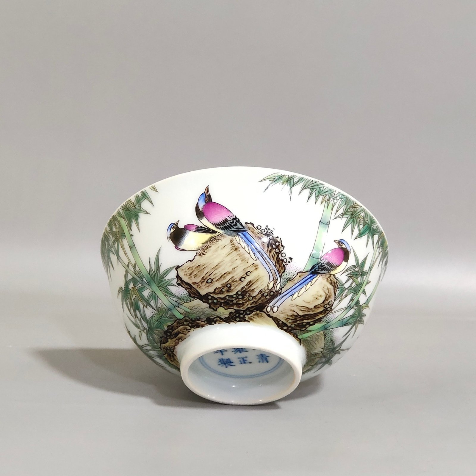 Qing Dynasty Yongzheng green bamboo bird poem cup