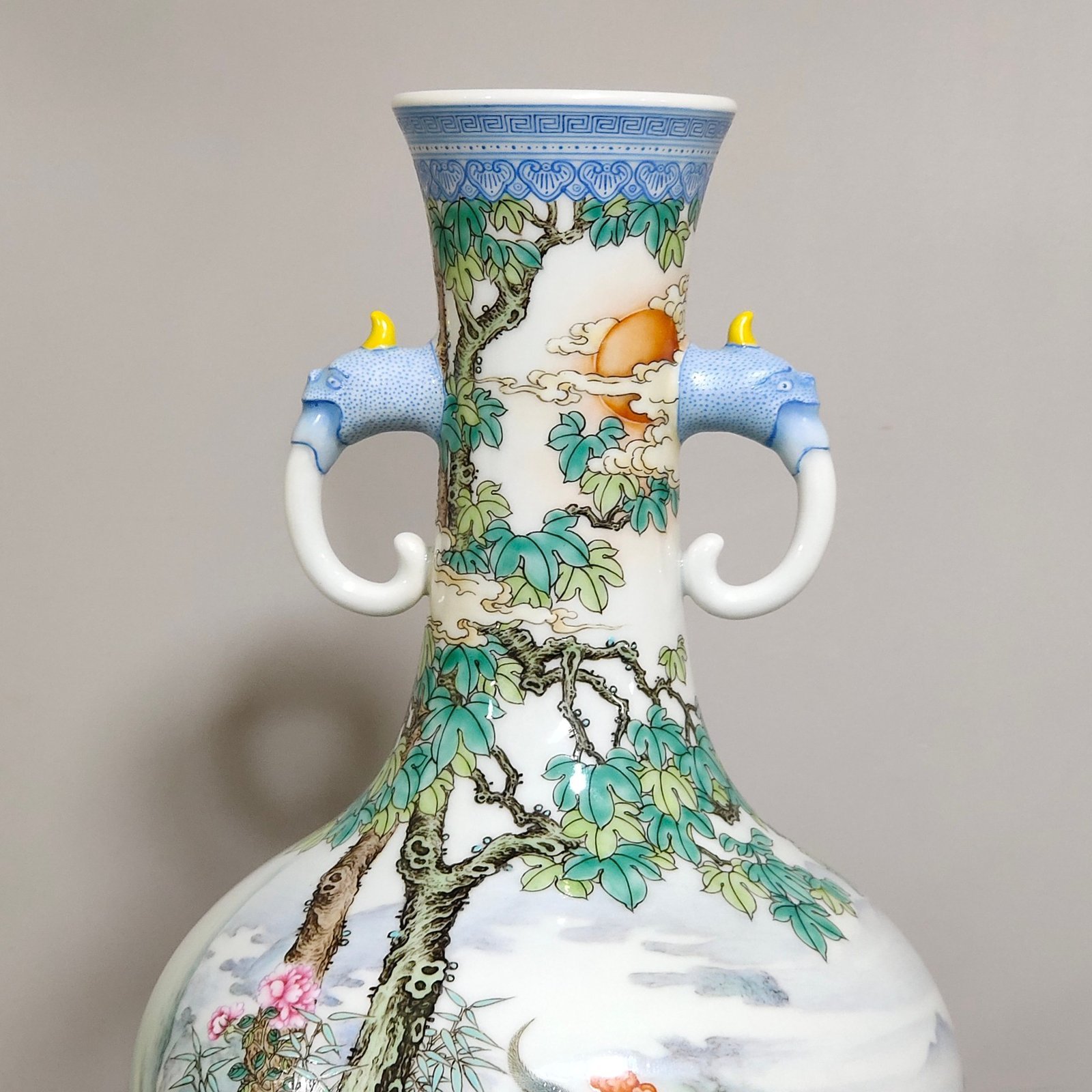 Qing Dynasty Yongzheng green edge phoenix poem elephant ear vase