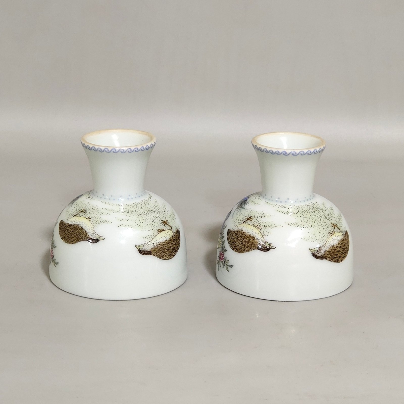 Qing Dynasty Yongzheng Cuibian Live and Work Goblet