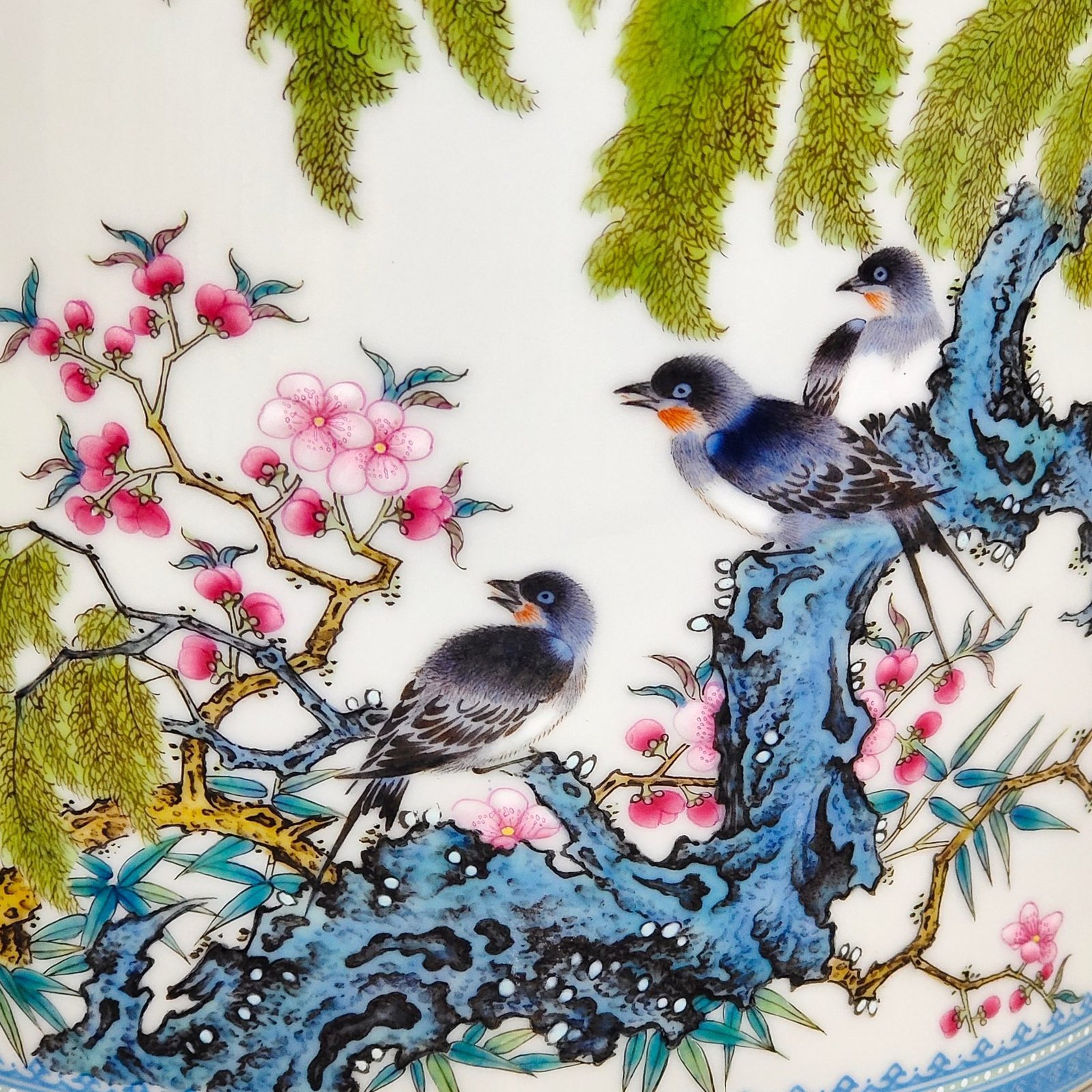 Qing Dynasty Yongzheng green edge apricot forest Chunyan poetry pen holder