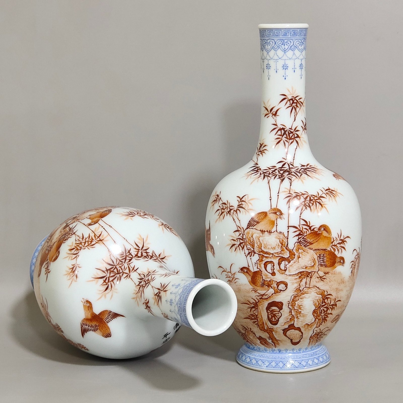 Qing Dynasty Yongzheng green edge alum red bamboo vase with poems for peace