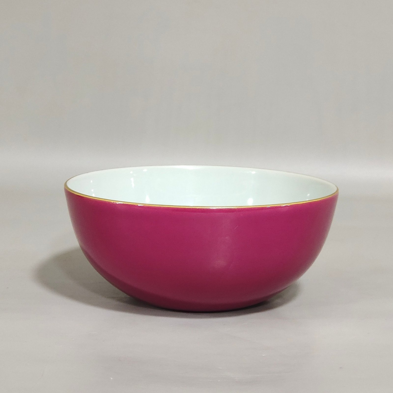 Qing Dynasty Yongzheng rouge painted flower basket cup