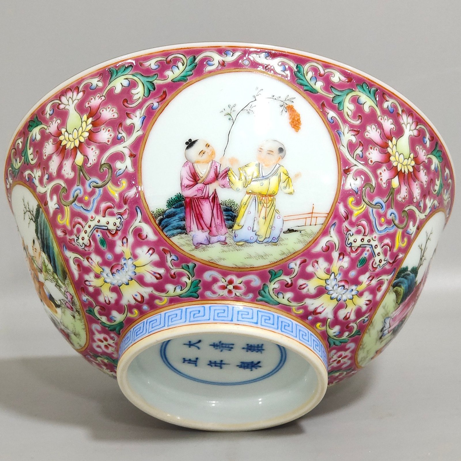 Qing Dynasty Yongzheng rouge ground window baby play bowl