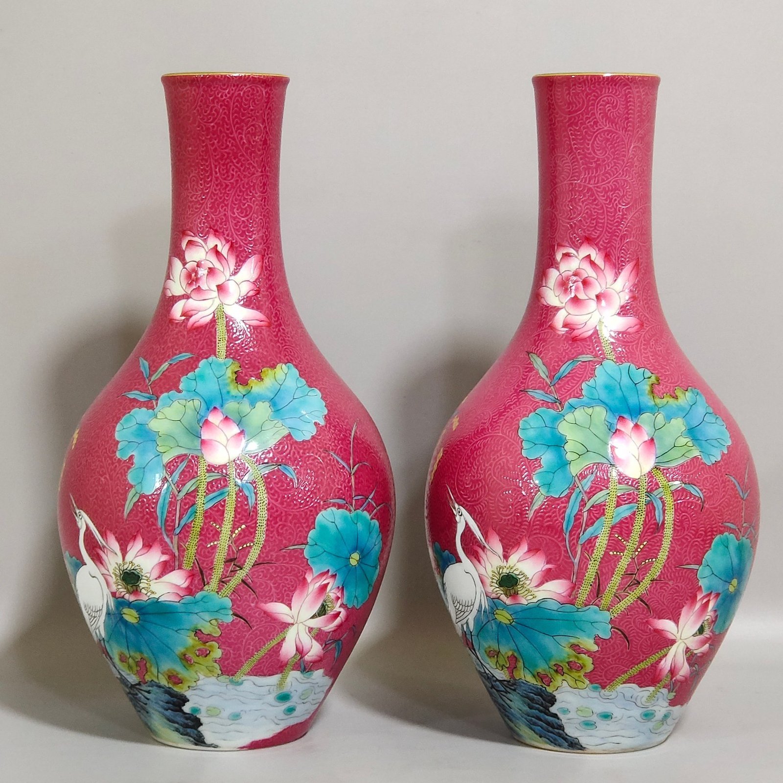 Qing Dynasty Yongzheng rouge red zhadao continuous olive bottle