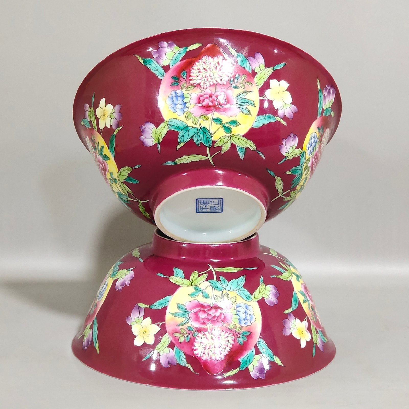 Qing Dynasty Yongzheng rouge flower peach bowl