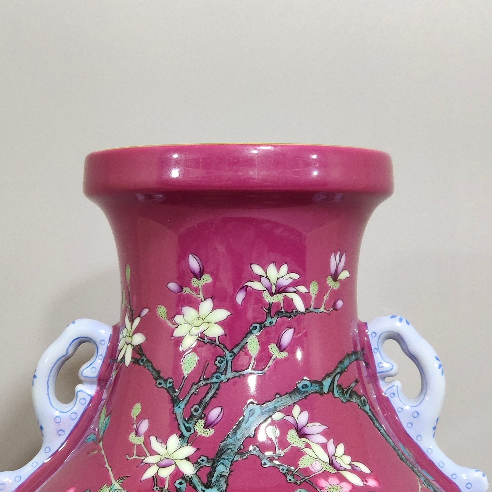 Qing Dynasty Yongzheng rouge red flower and bird double eared statue