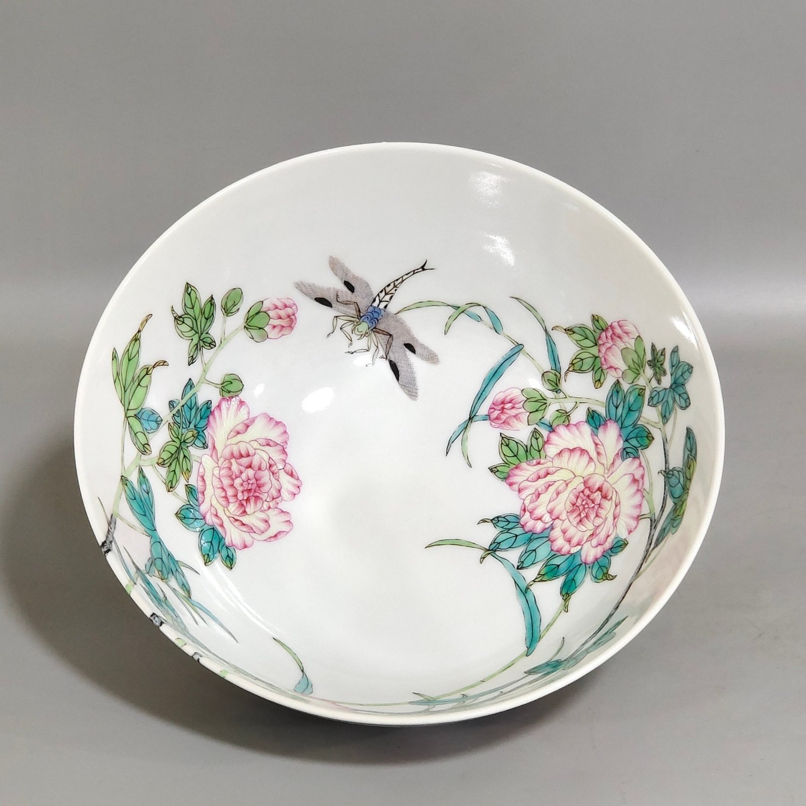 Qing Dynasty Yongzheng Hibiscus flower wall bowl
