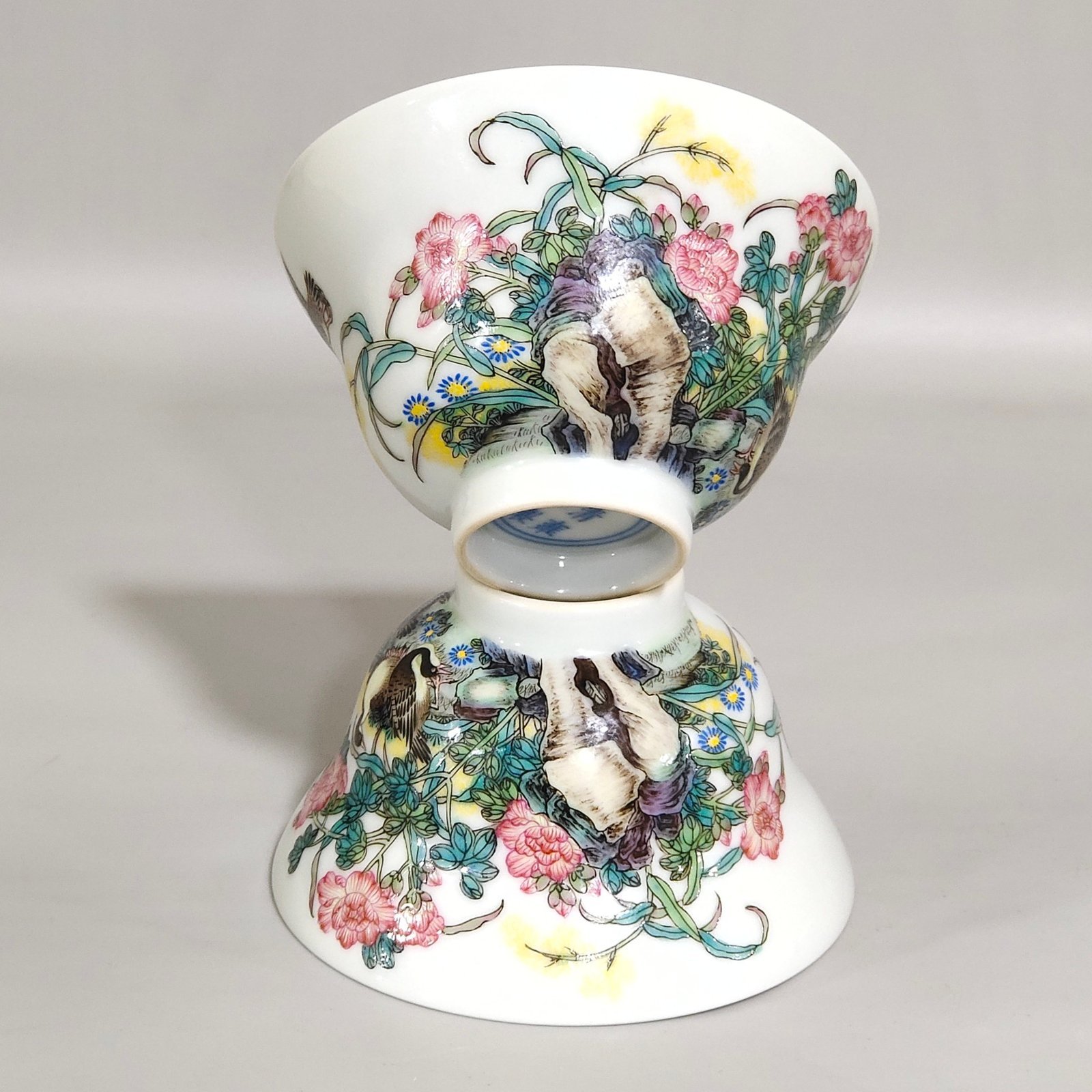 Qing Dynasty Yongzheng reed and wild goose picture and poem folded cup