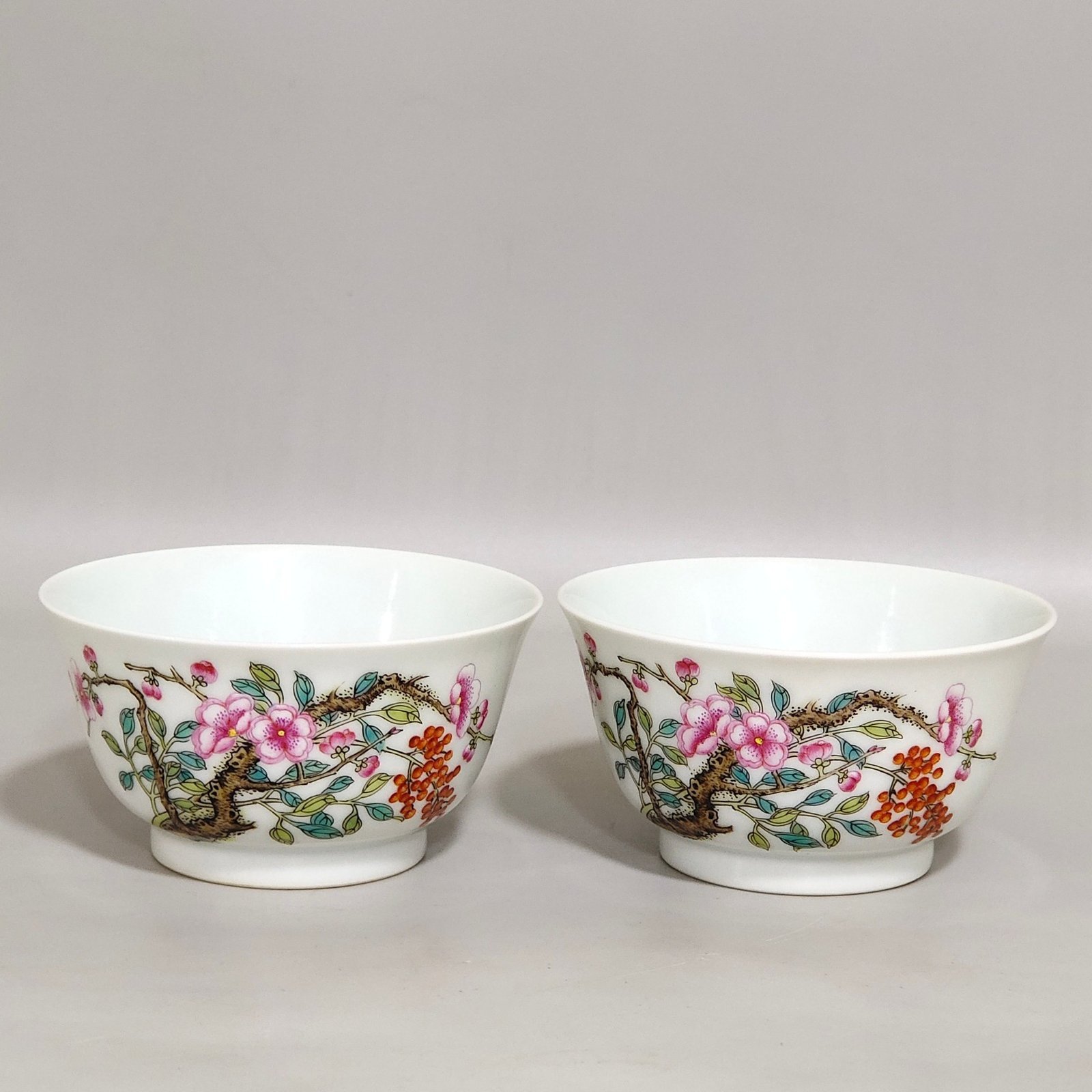 Qing Dynasty Yongzheng Famille Rose Porcelain cup