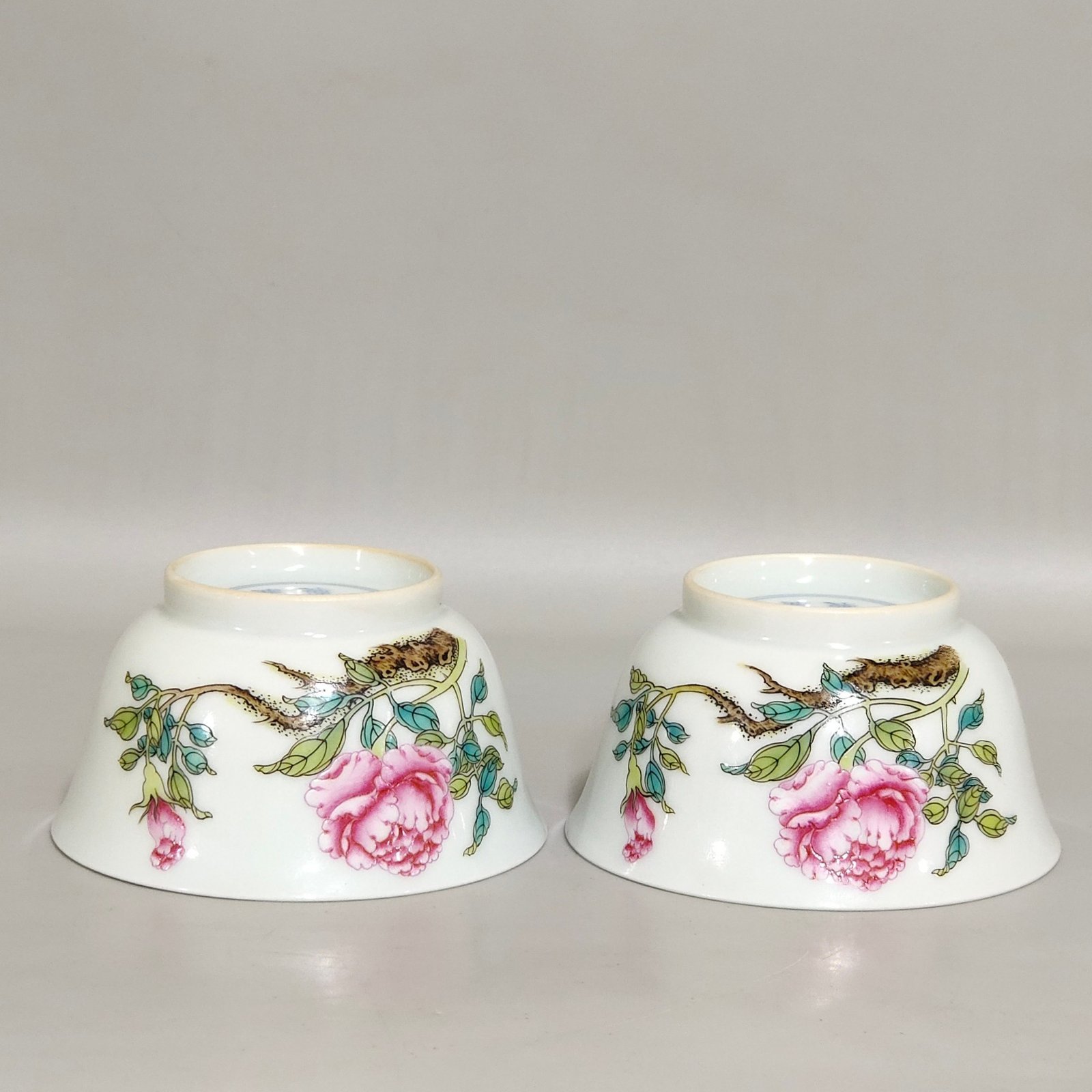 Qing Dynasty Yongzheng Famille Rose Porcelain cup