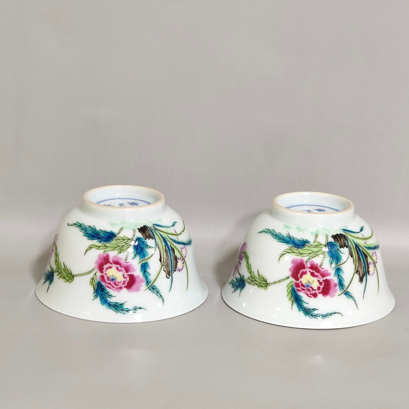 Qing Dynasty Yongzheng Famille Rose Porcelain cup