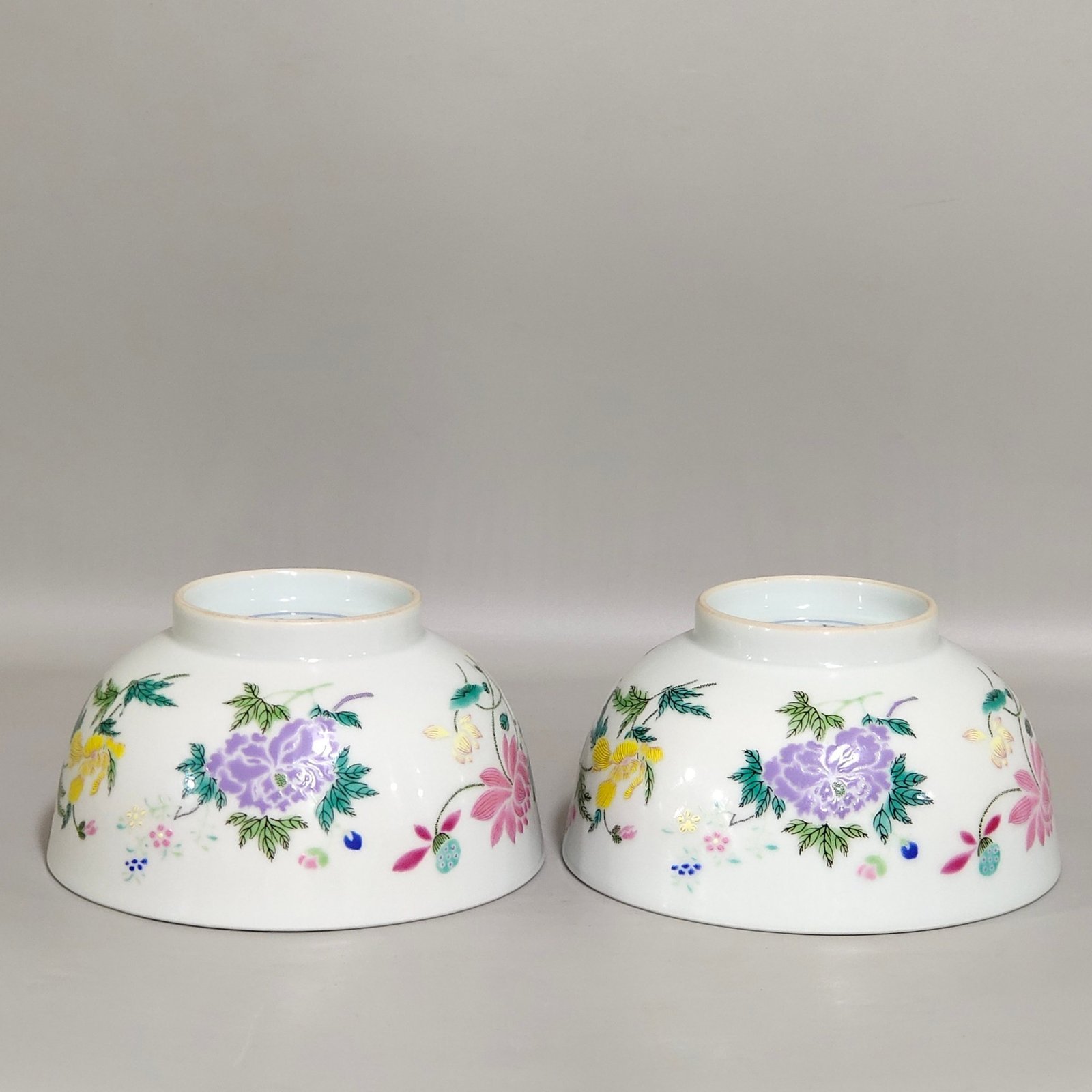Qing Dynasty Yongzheng Famille Rose Porcelain Bowl