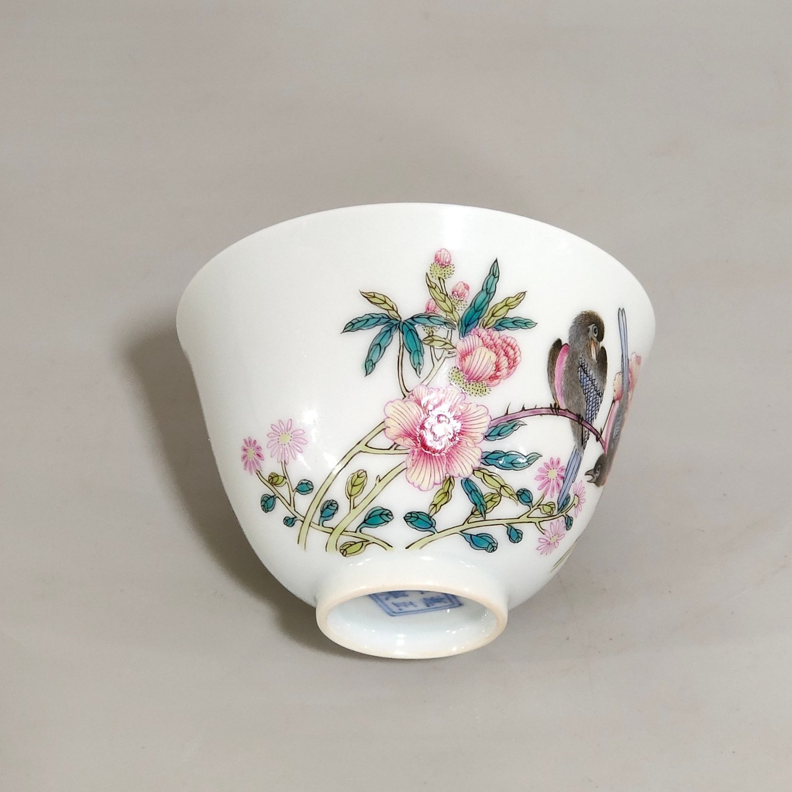 Qing Dynasty Yongzheng Famille Rose Porcelain cup