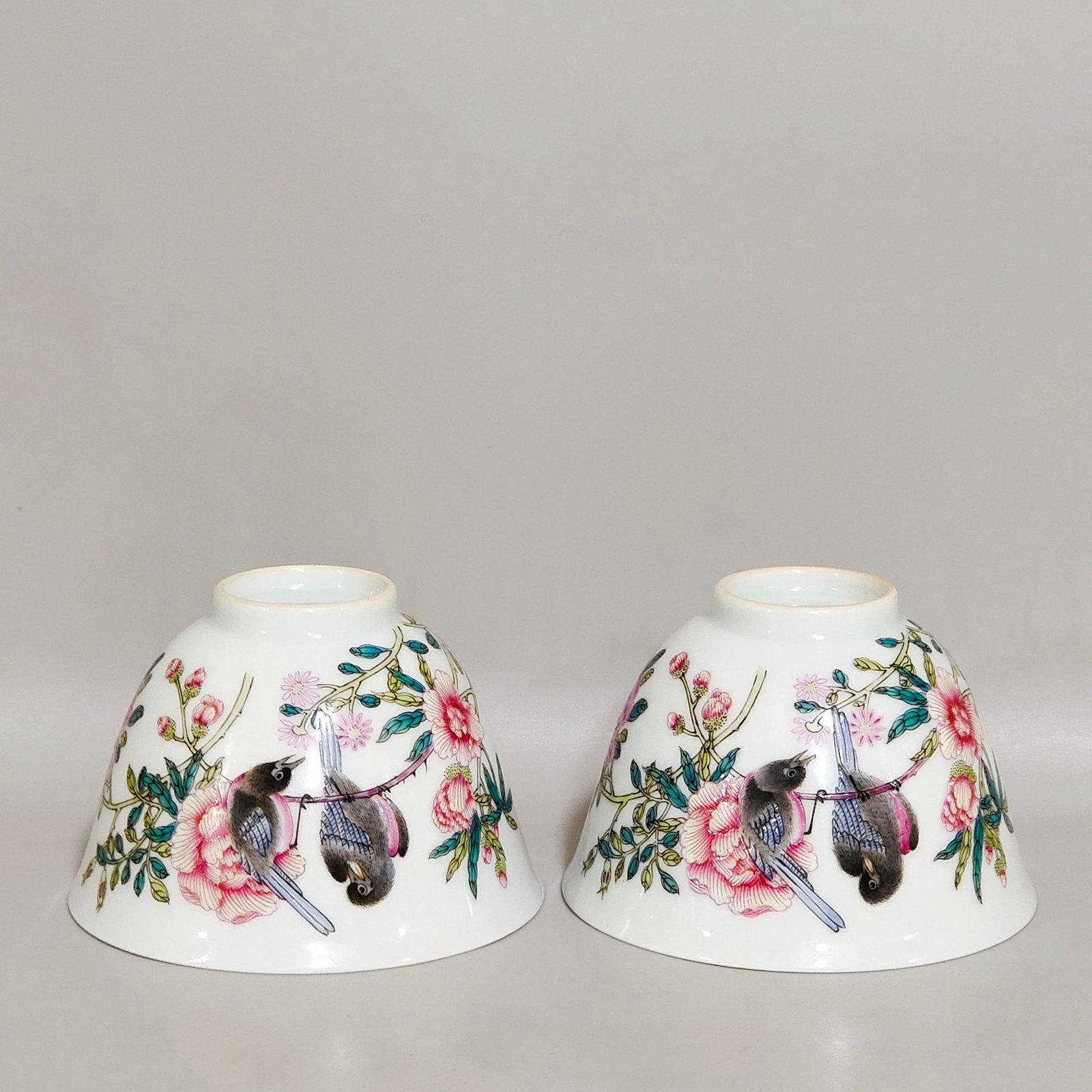 Qing Dynasty Yongzheng Famille Rose Porcelain cup