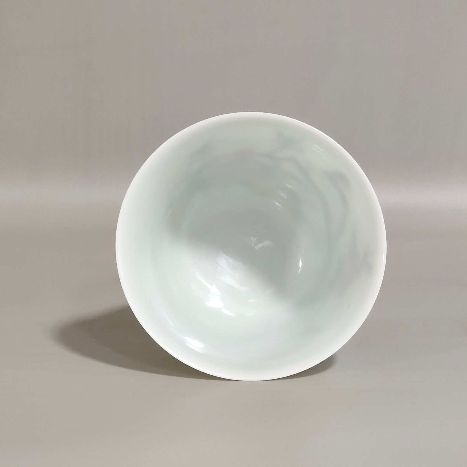 Qing Dynasty Yongzheng flower and bird thin cup
