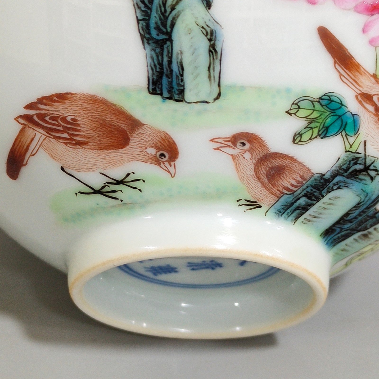 Qing Dynasty Yongzheng flower and bird wall bamboo hat bowl