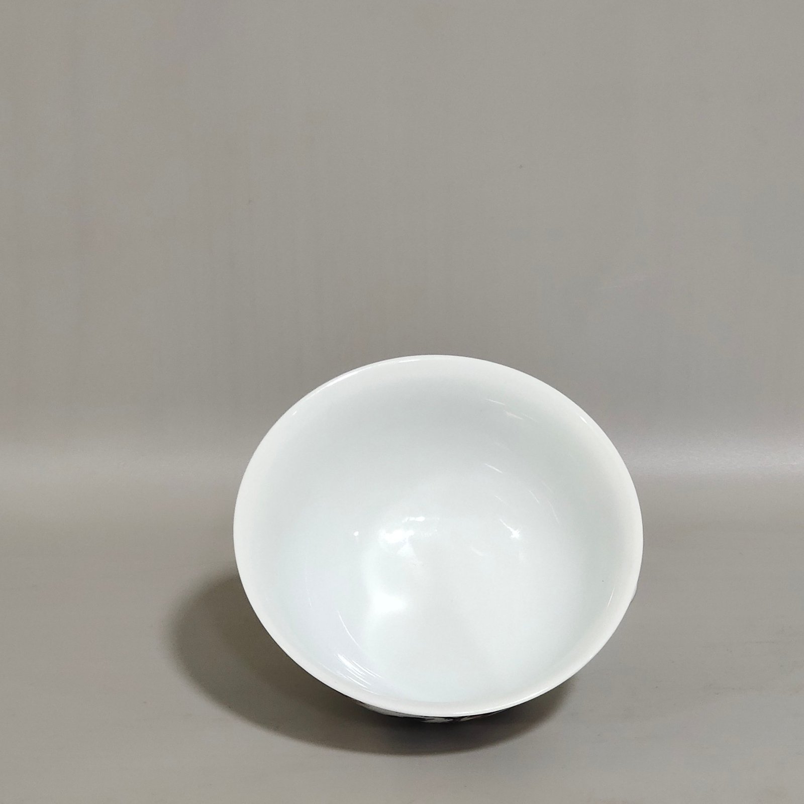 Qing Dynasty Yongzheng flower and bird poetry cup