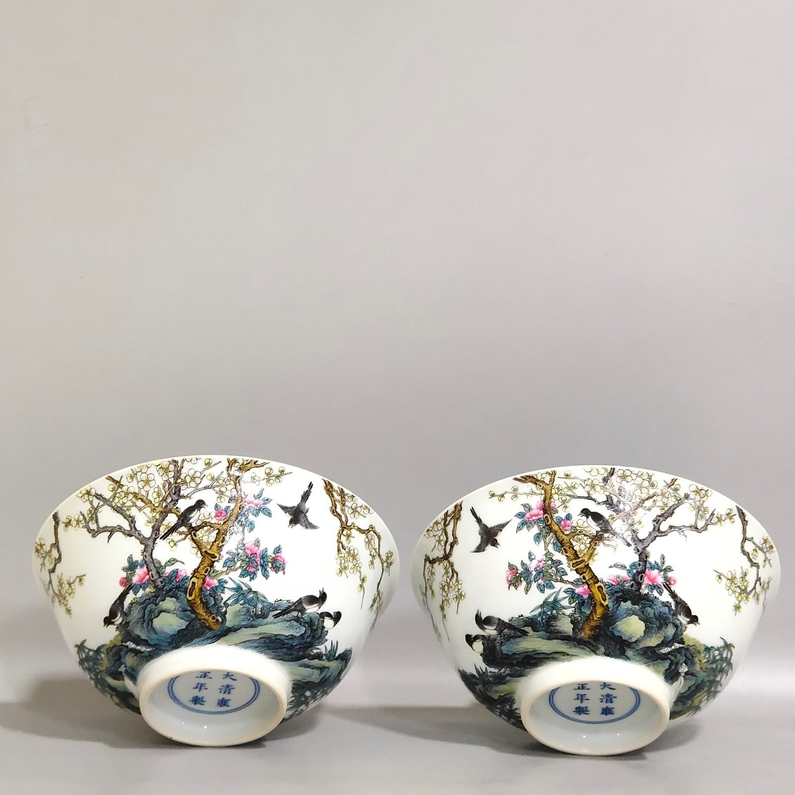 Qing Dynasty Yongzheng flower and bird poetry bowl