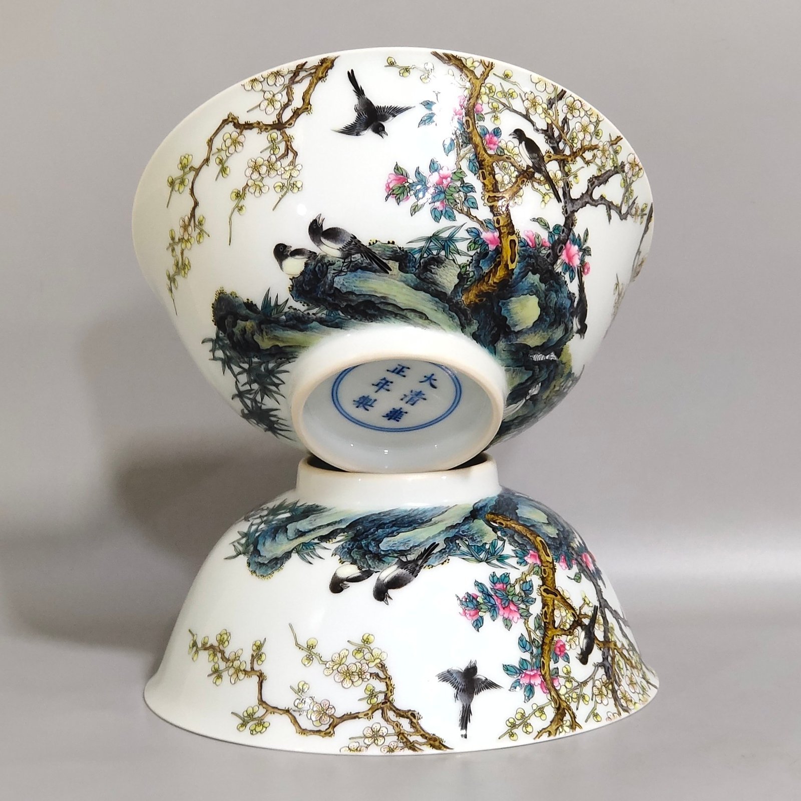 Qing Dynasty Yongzheng flower and bird poetry bowl