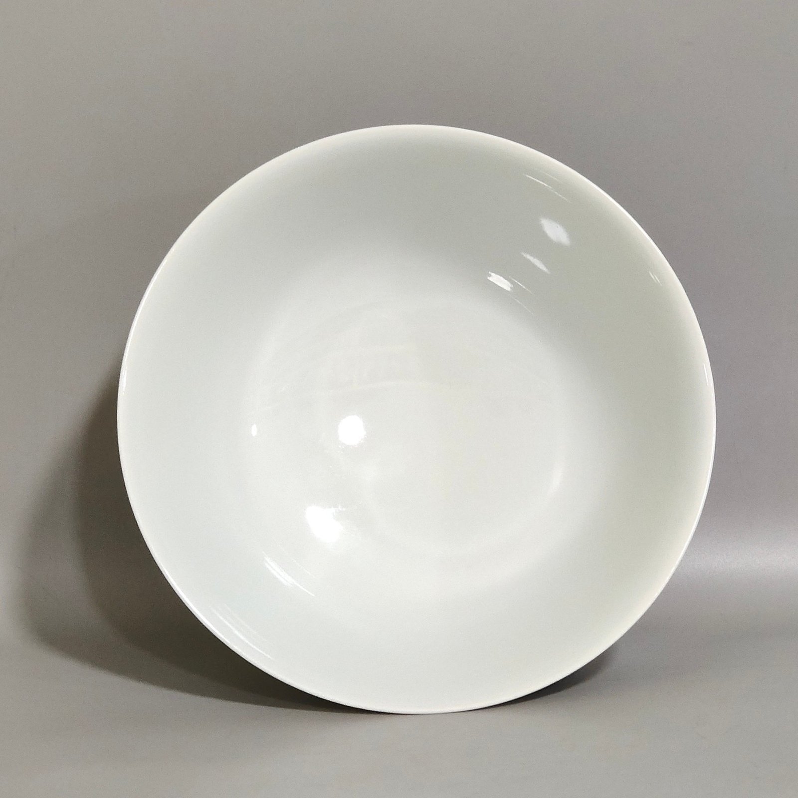 Qing Dynasty Yongzheng flower and bird poetry bowl