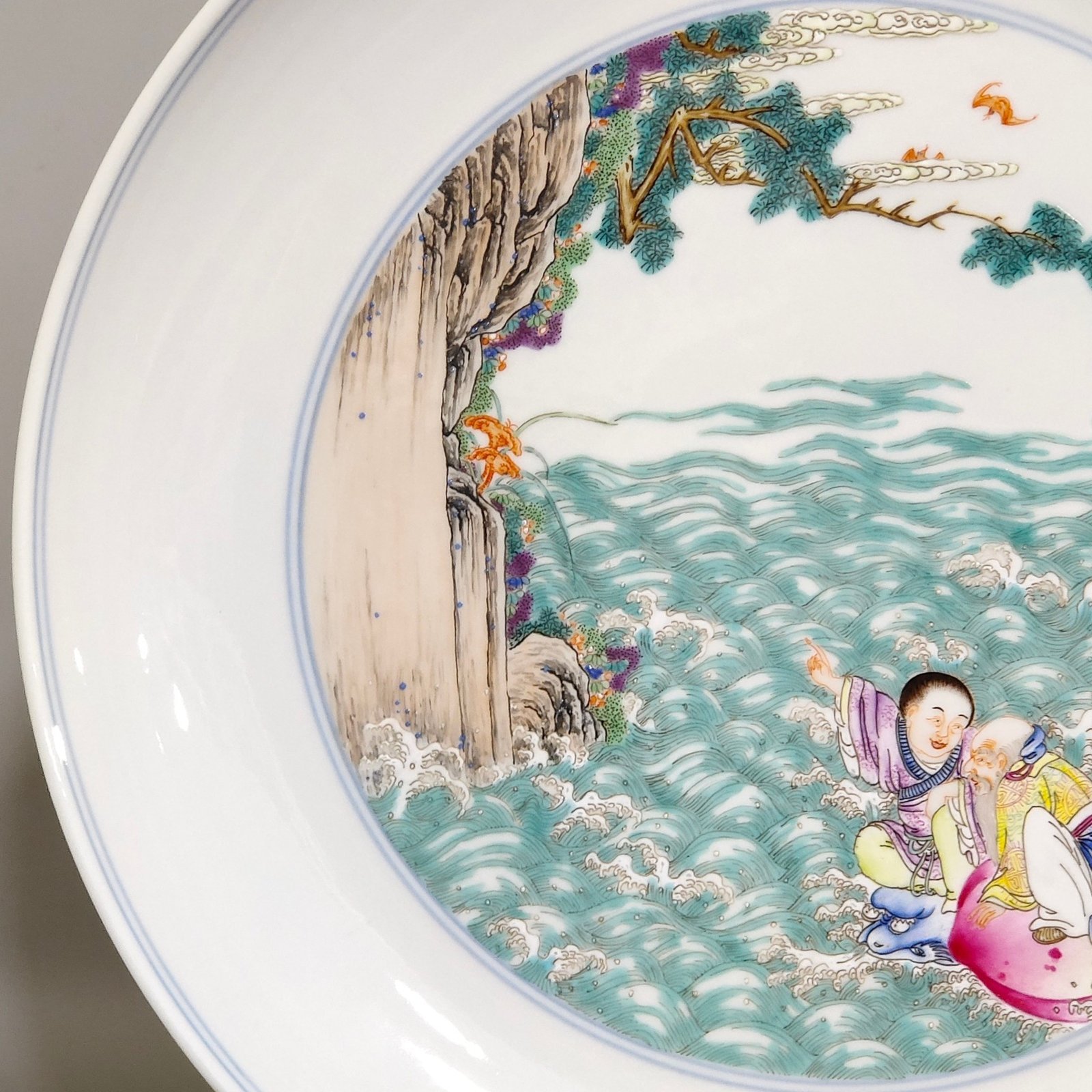Qing Dynasty Yongzheng lotus character story birthday plate