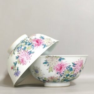 Qing Dynasty Yongzheng famille rose porcelain bowl