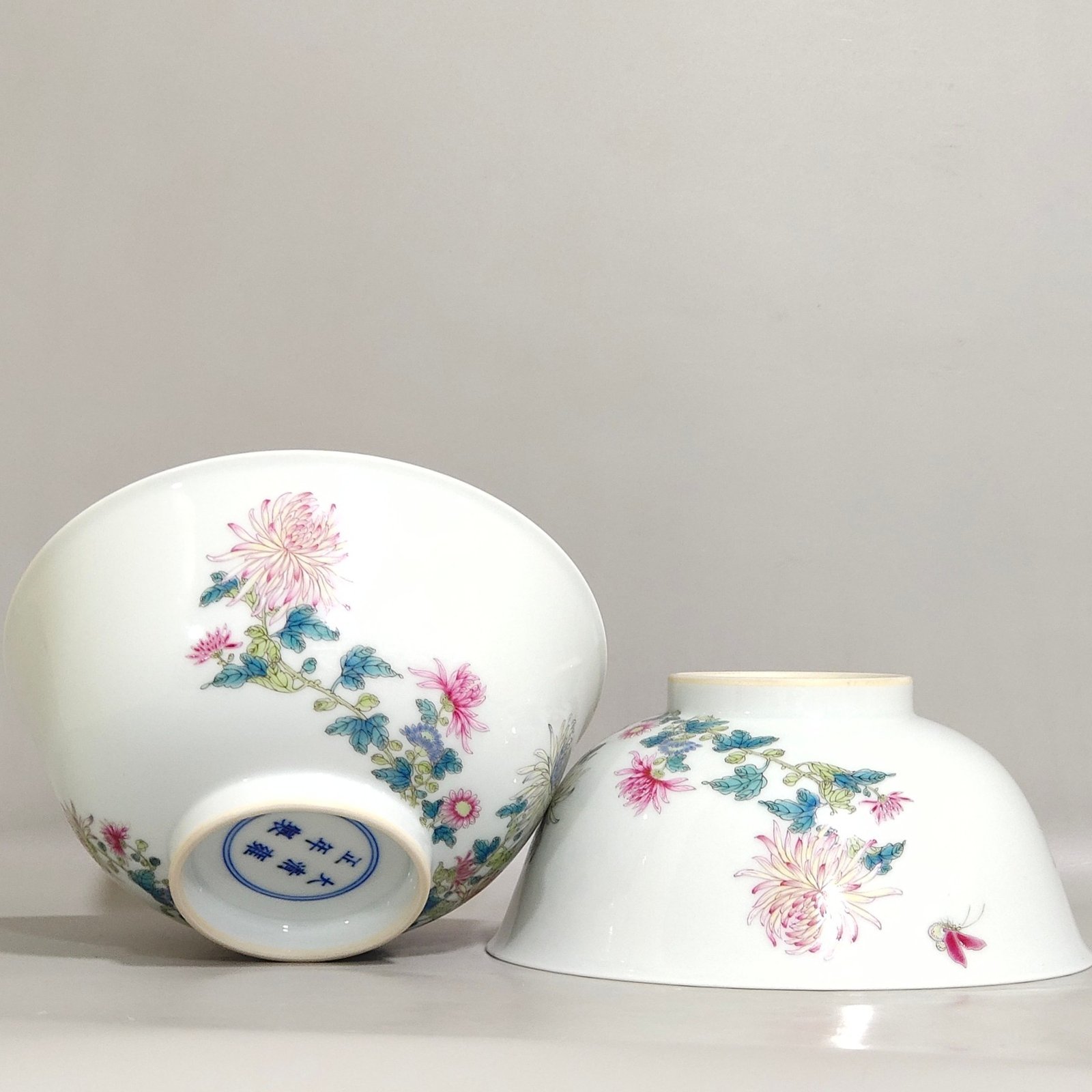 Qing Dynasty Yongzheng famille rose porcelain bowl