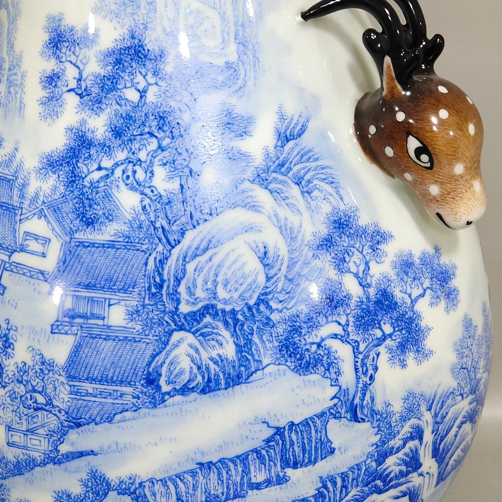 Qing Dynasty Yongzheng blue material landscape poem deer head statue