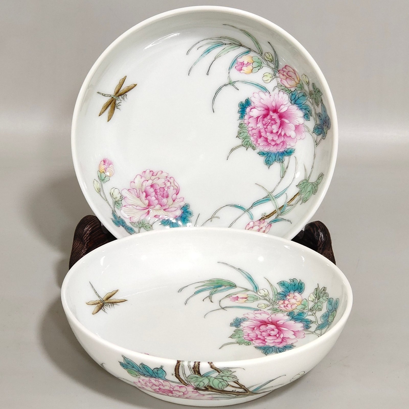 Qing Dynasty Yongzheng dragonfly hibiscus flower wall dish