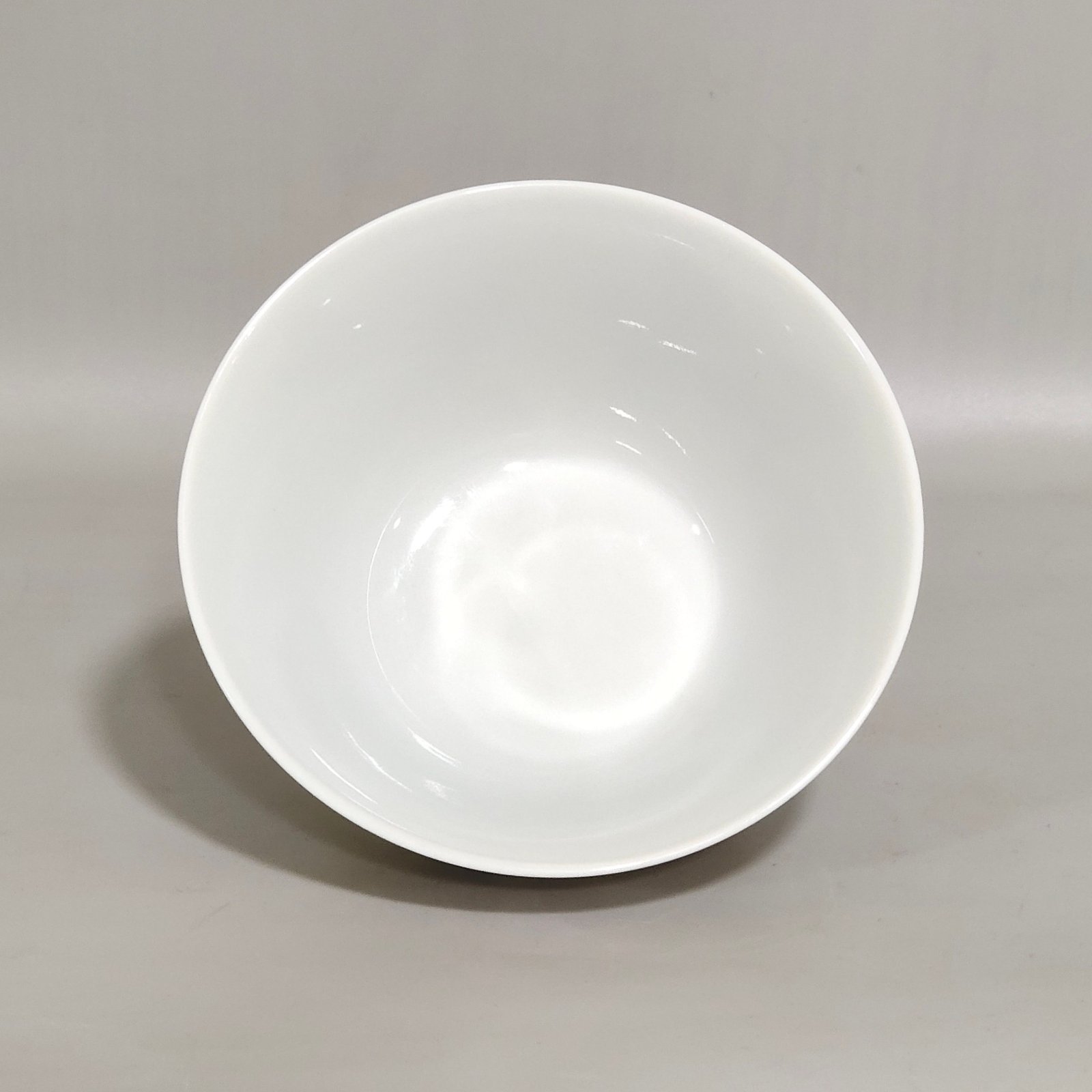 Qing Dynasty Yongzheng butterfly cup