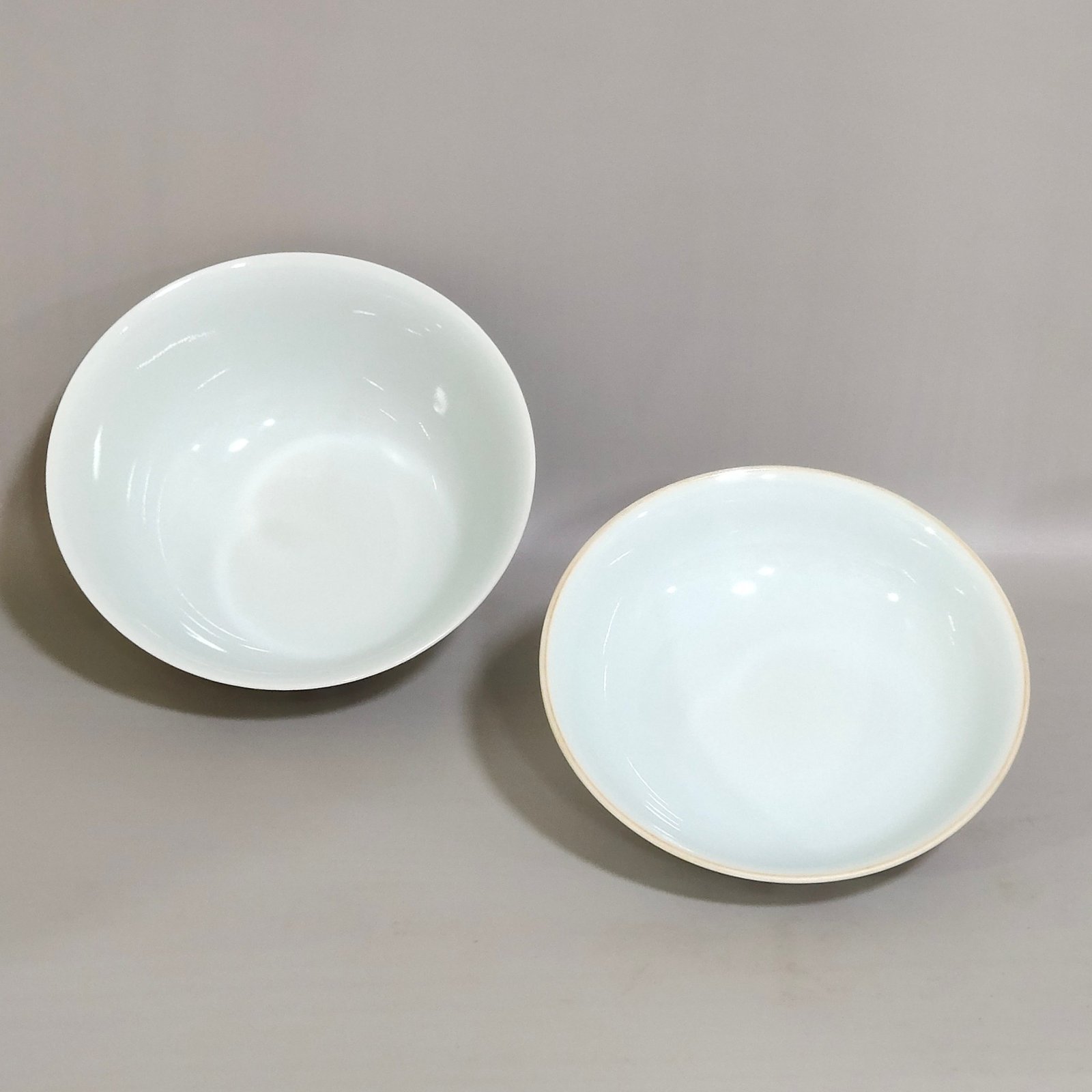Qing Dynasty Yongzheng Dielianhua bowl