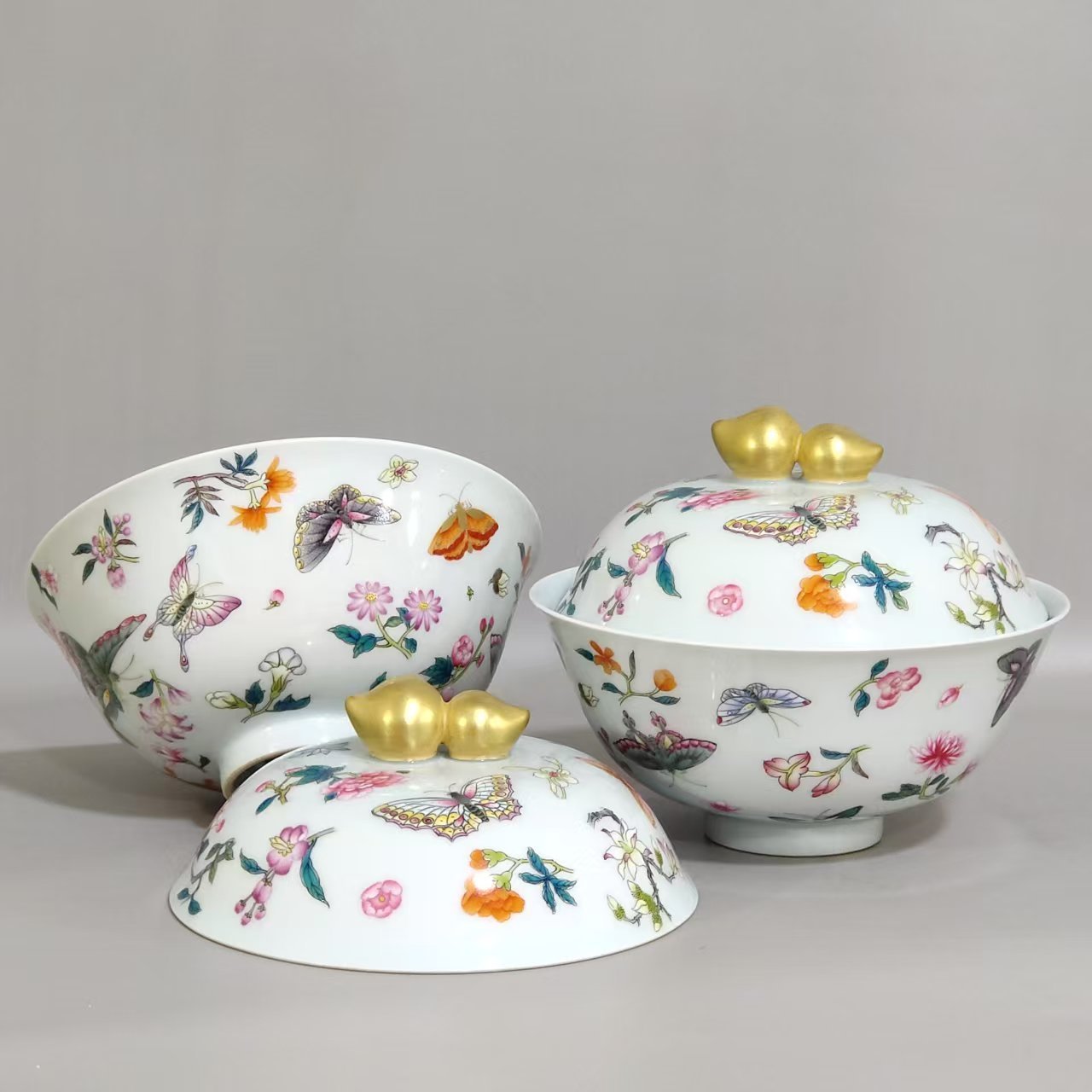 Qing Dynasty Yongzheng Dielianhua bowl