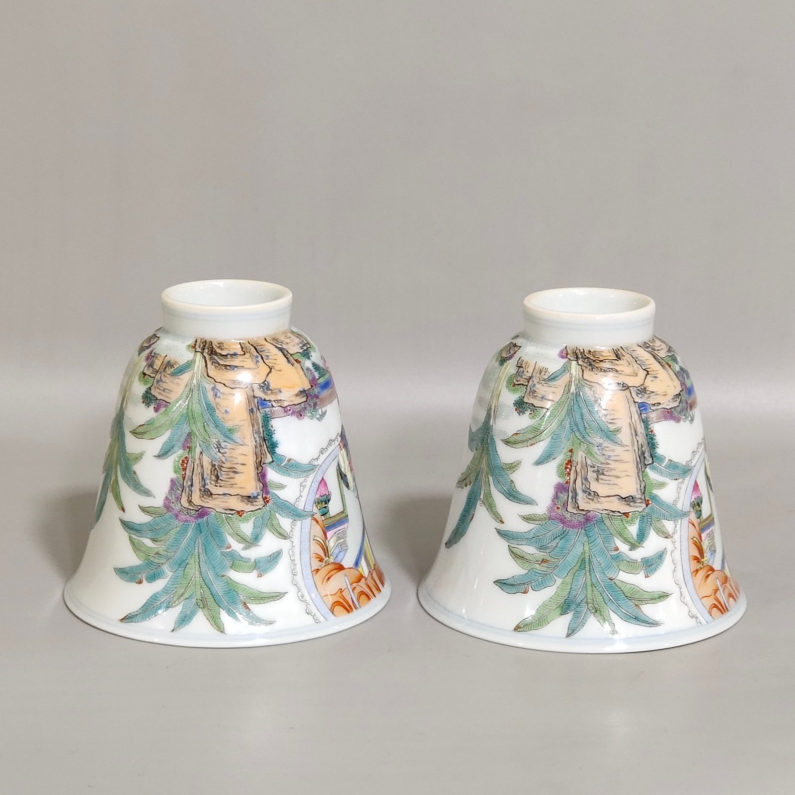 Qing Dynasty Yongzheng West Chamber bell cup