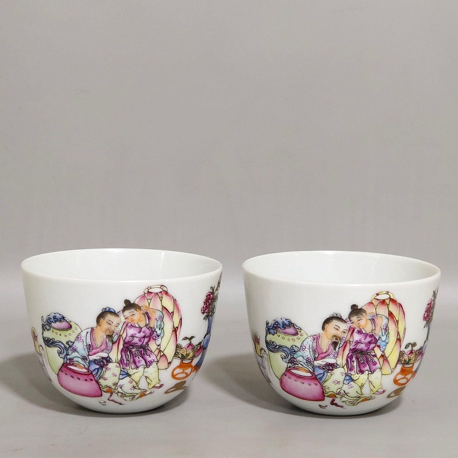 Qing Dynasty Yongzheng famille rose porcelain Gao Shitu cup
