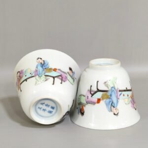 Qing Dynasty Yongzheng Gao Shitu thin bell cup