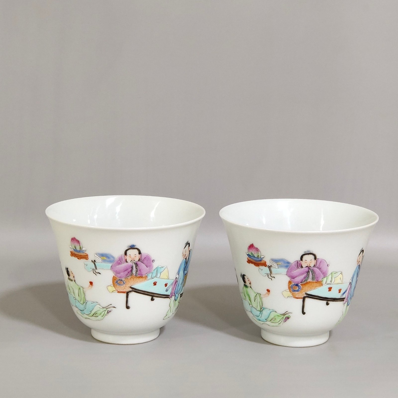 Qing Dynasty Yongzheng Gao Shitu thin bell cup