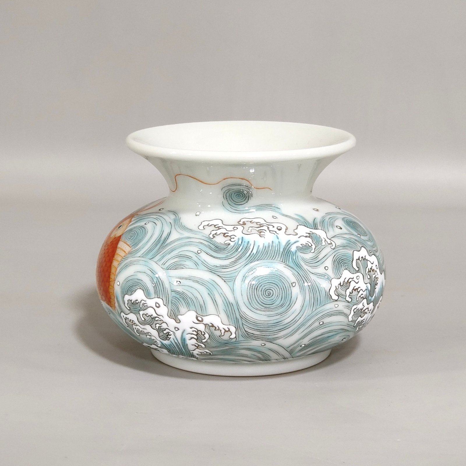 Qing Dynasty Yongzheng Carp Jumping Dragon Gate Water Bowl