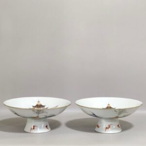 Qing Dynasty Yongzheng Carp Jumping Dragon Gate tall fruit bowl