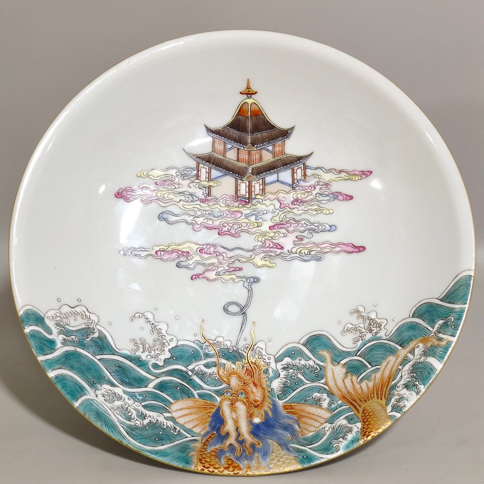 Qing Dynasty Yongzheng Carp Jumping Dragon Gate tall fruit bowl