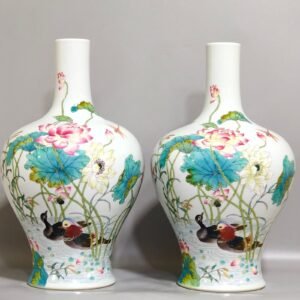 Qing Dynasty Yongzheng mandarin ducks playing in the water and lotus poems on the vase