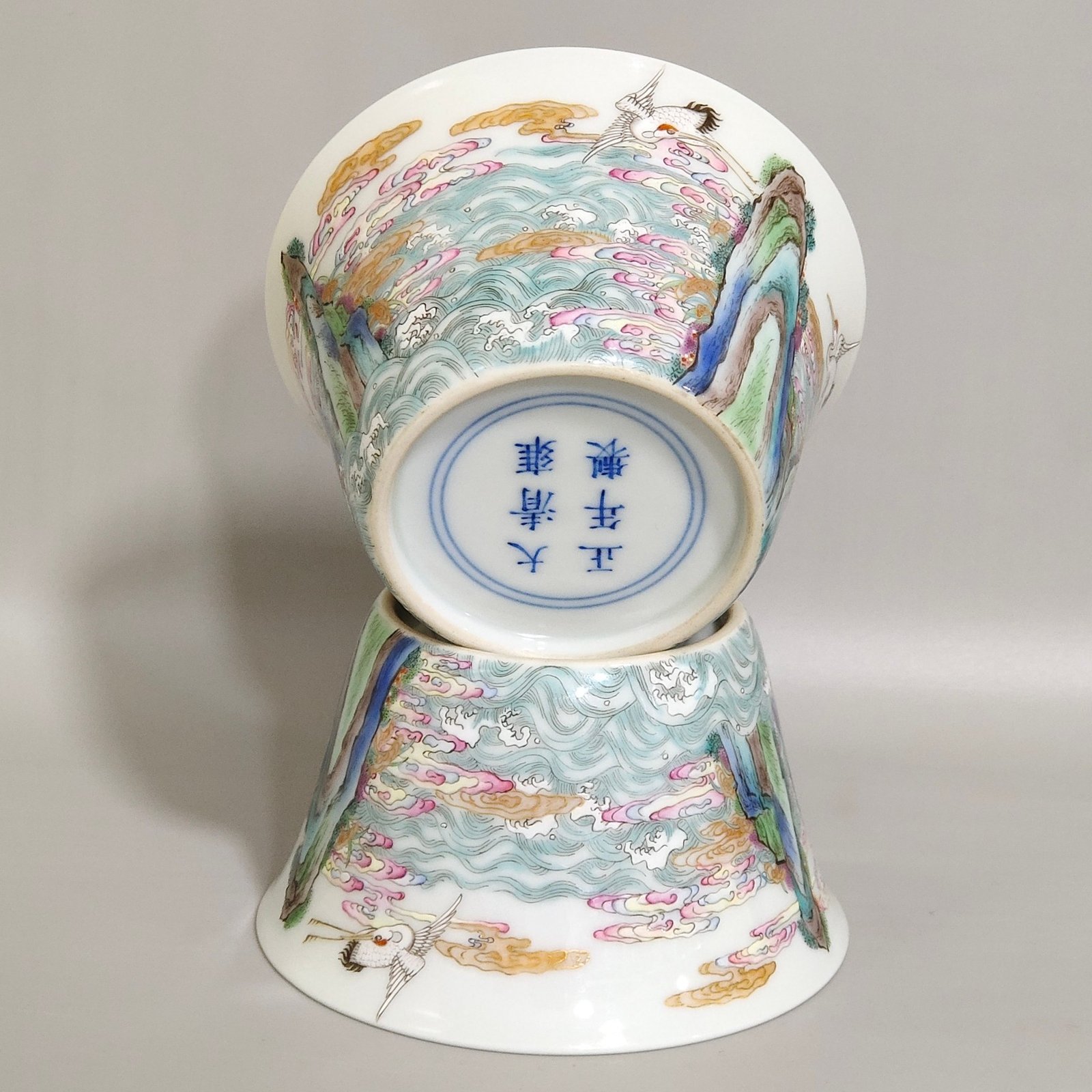 Qing Dynasty Yongzheng Deer and Crane Spring Horseshoe Cup
